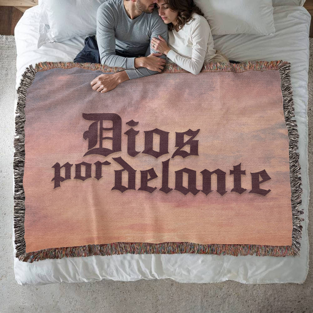 Dios por Delante - Manta, Colcha,Chamarra, Cobija, Chiva, Frazada,Cobertor - Cielo 07 - Obscuro